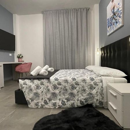 Guest House Kinga Cavour 佛罗伦萨 外观 照片